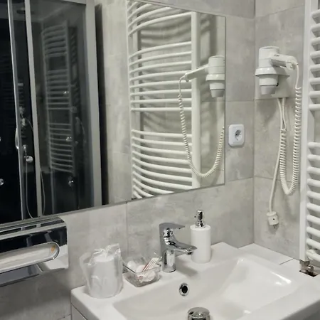 Pale' Bach 巴特赫尔斯费尔德